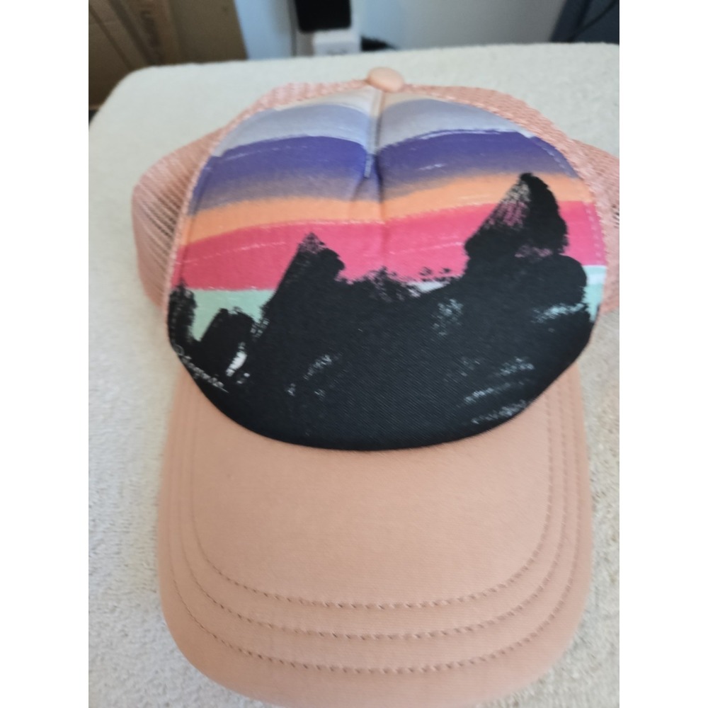Patagonia Girls Hat Cap Snapback Foam Front‎ Mountain Pattern Peach